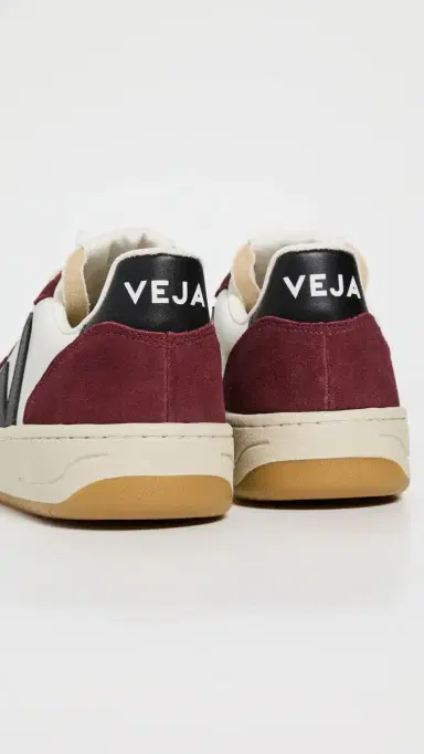 Veja V-10 Sneakers | Thumbnail 4 Veja V-10 Sneakers | Thumbnail 4