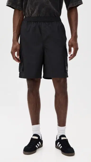 Alpha Industries CWU Relaxed Shorts 9 Black | Thumbnail 2