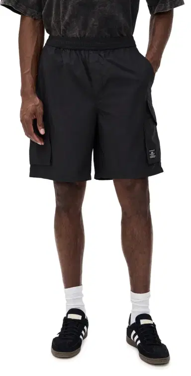 Alpha Industries CWU Relaxed Shorts 9 Black | Thumbnail 1
