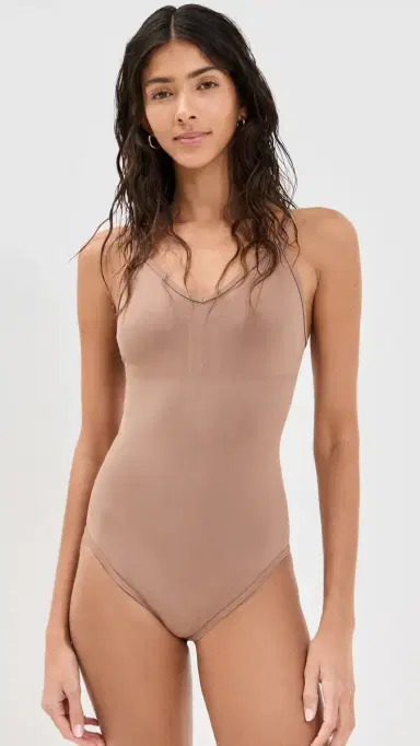 Spanx SPANXsculpt Seamless Power Thong Bodysuit Cafe au Lait M | Thumbnail 2 Spanx SPANXsculpt Seamless Power Thong Bodysuit Cafe au Lait M | Thumbnail 2