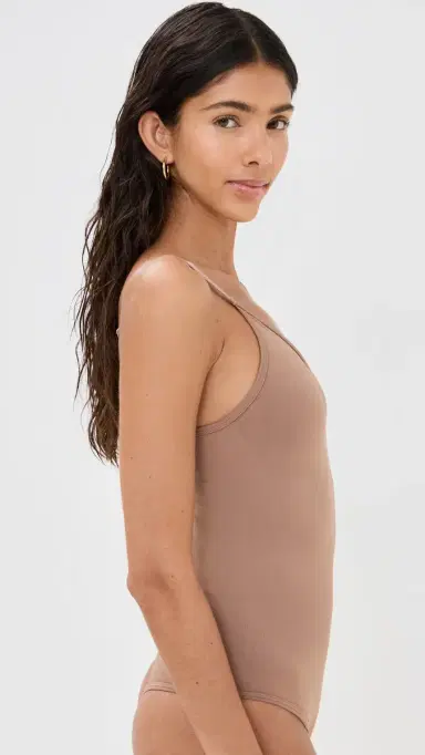 Spanx SPANXsculpt Seamless Power Thong Bodysuit Cafe au Lait M | Thumbnail 4 Spanx SPANXsculpt Seamless Power Thong Bodysuit Cafe au Lait M | Thumbnail 4