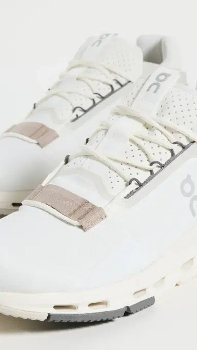 ON Cloudnova 2 Sneakers Ice/Sand 9 | Thumbnail 5