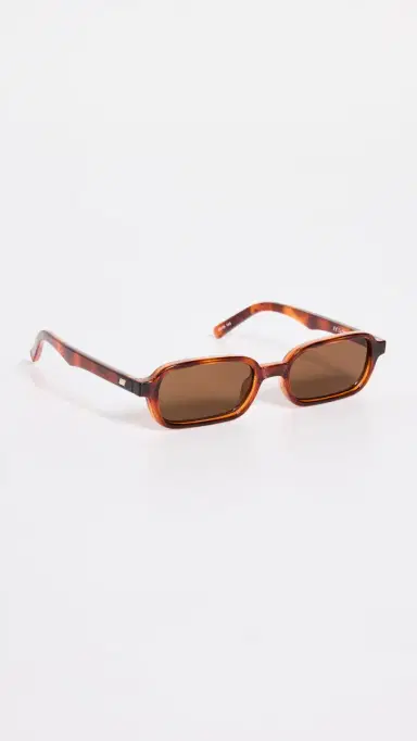 Le Specs Pilferer Sunglasses Toffee Tort One Size | Thumbnail 4 Le Specs Pilferer Sunglasses Toffee Tort One Size | Thumbnail 4