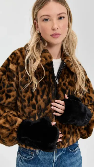 Apparis Ariel Faux Fur Fingerless Gloves Noir | Thumbnail 3 Apparis Ariel Faux Fur Fingerless Gloves Noir | Thumbnail 3