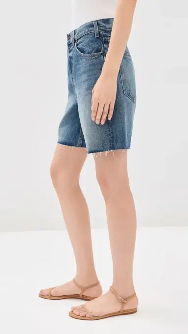 Nili Lotan Russel Denim Shorts Rosebowl Wash | Thumbnail 4 Nili Lotan Russel Denim Shorts Rosebowl Wash | Thumbnail 4