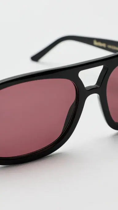 illesteva Memphis 57 Sunglasses Black w/ Plum One Size | Thumbnail 5 illesteva Memphis 57 Sunglasses Black w/ Plum One Size | Thumbnail 5