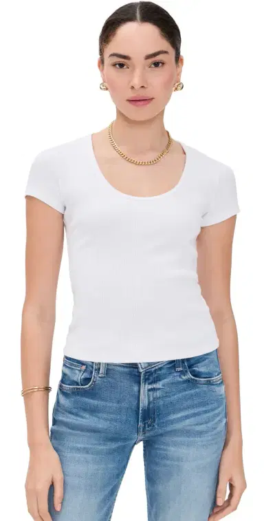 L'AGENCE Brynlee Short Sleeve Scoop Neck Tee White | Thumbnail 1 L'AGENCE Brynlee Short Sleeve Scoop Neck Tee White | Thumbnail 1