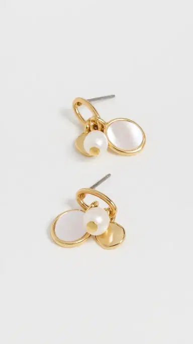Madewell Freshwater Pearl Cluster Drop Earrings Antique Gold One Size | Thumbnail 4 Madewell Freshwater Pearl Cluster Drop Earrings Antique Gold One Size | Thumbnail 4