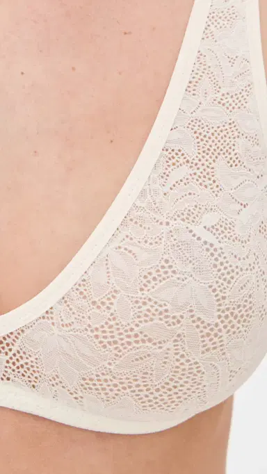 Eberjey Soft Stretch Lace Plunge Bralette Ivory M | Thumbnail 6 Eberjey Soft Stretch Lace Plunge Bralette Ivory M | Thumbnail 6