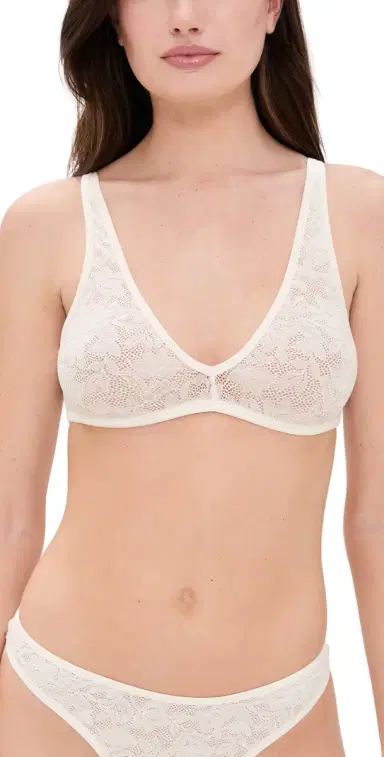 Eberjey Soft Stretch Lace Plunge Bralette Ivory M | Thumbnail 1 Eberjey Soft Stretch Lace Plunge Bralette Ivory M | Thumbnail 1