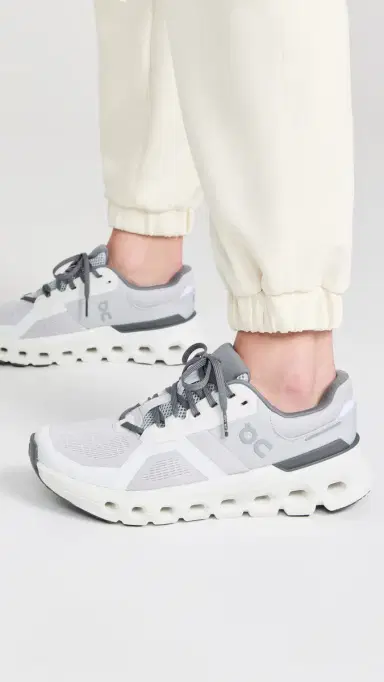 On Cloudrunner 2 Sneakers Frost White | Thumbnail 3