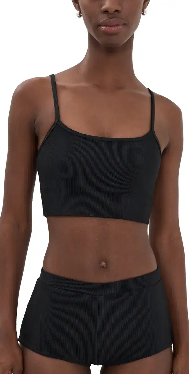 Elara wim Top Black