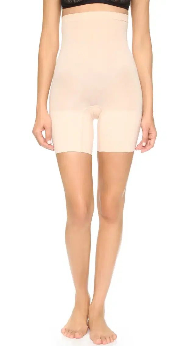Higher Power Shorts Soft Almond