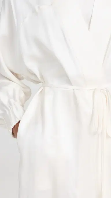 Lunya Washable Silk Robe Tranquil White | Thumbnail 6 Lunya Washable Silk Robe Tranquil White | Thumbnail 6