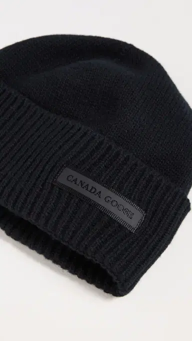 Canada Goose Small Emblem Beanie | Thumbnail 4