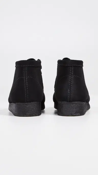Clarks Suede Wallabee Boots Black 8 | Thumbnail 5