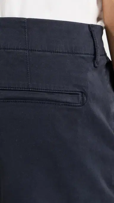 PAIGE Phillips Shorts In Stretch Sateen 8'' Deep Anchor 30 | Thumbnail 6