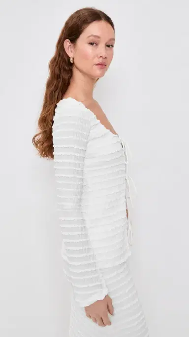 SEVEN WONDERS Adalee Ruffle Texture Top White | Thumbnail 4