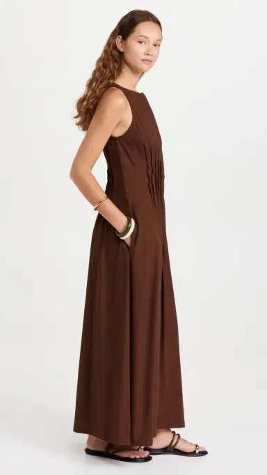 87Origins Fehintola Pleat Dress Chocolate | Thumbnail 4
