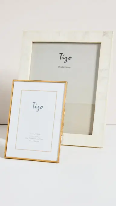 Tizo Design Slim Gold Brass Frame 5X7 | Thumbnail 3