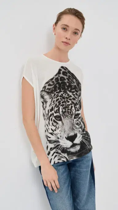 Stella McCartney Cloud Leopard T Shirt Cream | Thumbnail 2 Stella McCartney Cloud Leopard T Shirt Cream | Thumbnail 2
