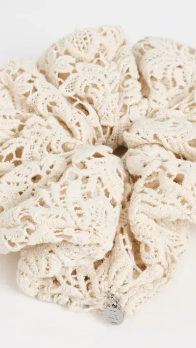 LELET NY Esme Crochet Scrunchie Ecru One Size | Thumbnail 4