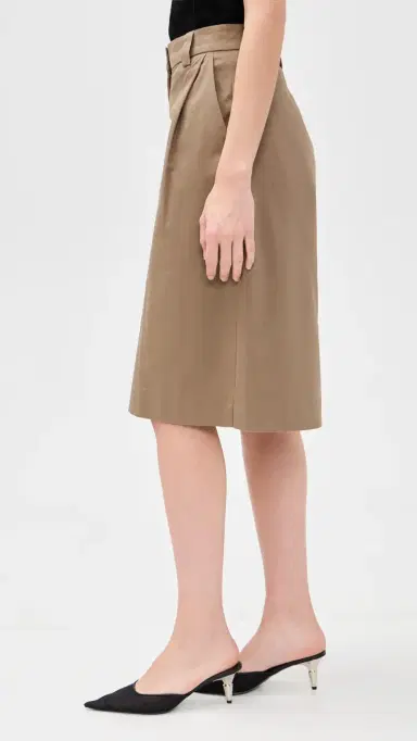 The Latest Dakota Gabardina Shorts Cognac | Thumbnail 5 The Latest Dakota Gabardina Shorts Cognac | Thumbnail 5