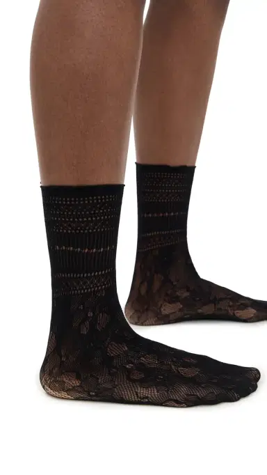 Stems Peony Lace Crew Socks Black One Size | Thumbnail 4