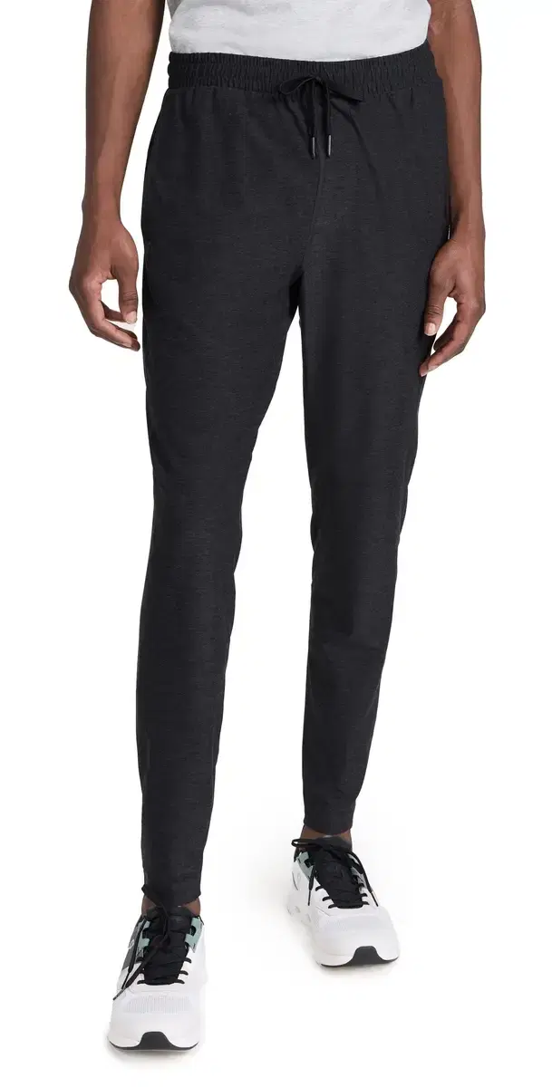 Atmosphere Midweight Joggers True Black