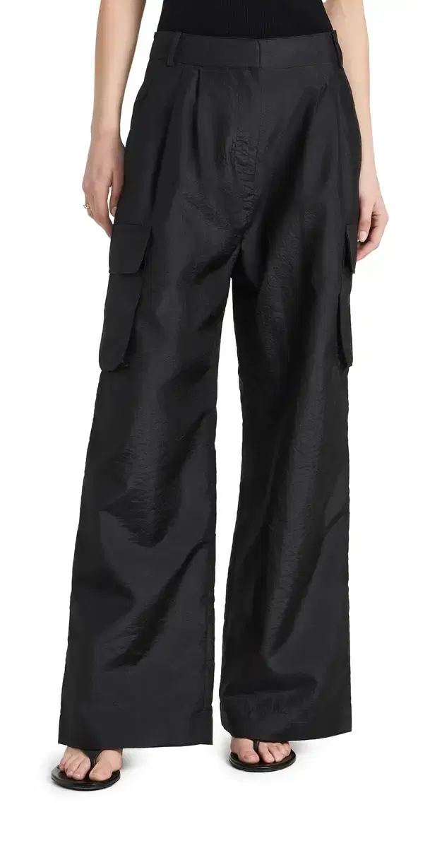 Crispy Nylon Pleated Cargo Pant Black
