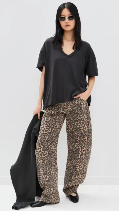 Free People Nina V Tee Black | Thumbnail 5