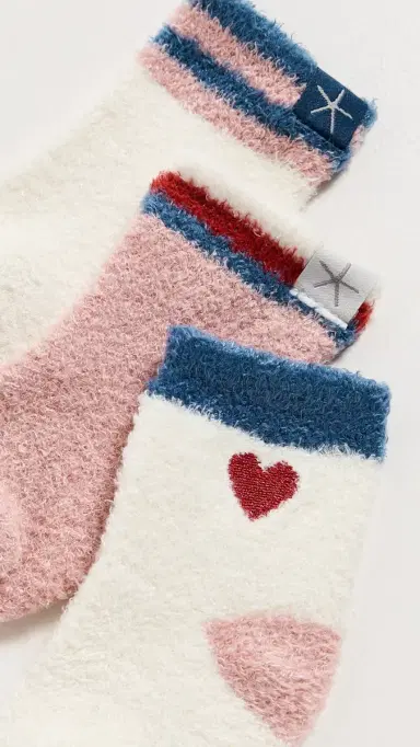 Barefoot Dreams CozyChic Lite Baby Heart 3 Pack Socks Set Cream Multi One Size | Thumbnail 4