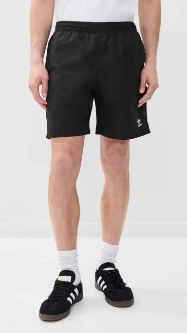 adidas Trefoil Essentials Woven Shorts 7 Black/White | Thumbnail 2 adidas Trefoil Essentials Woven Shorts 7 Black/White | Thumbnail 2