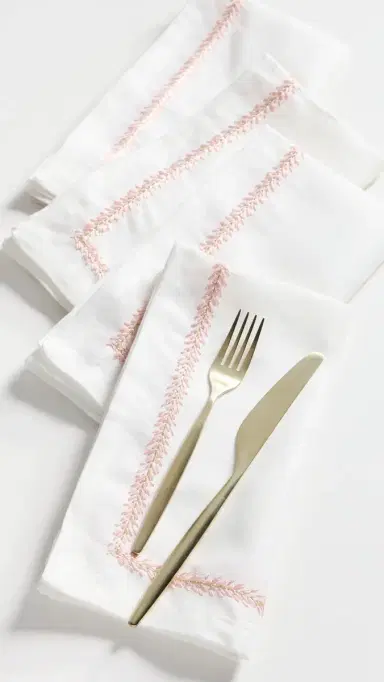 Kim Seybert Jardin Napkins Set of 4 White/Blush One Size | Thumbnail 2