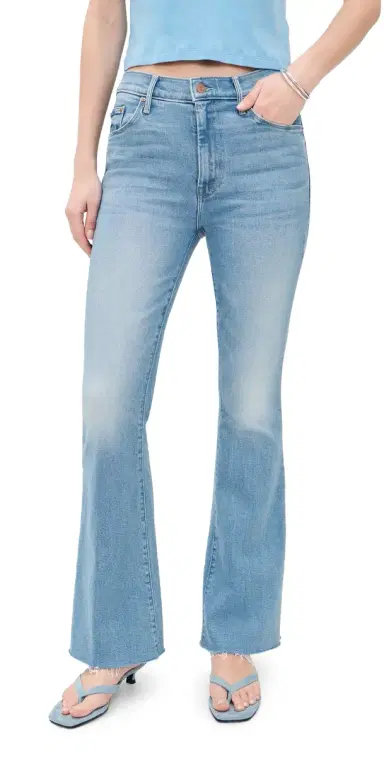 MOTHER The Weekender Fray Jeans Satisfy Your Cravings | Thumbnail 1 MOTHER The Weekender Fray Jeans Satisfy Your Cravings | Thumbnail 1