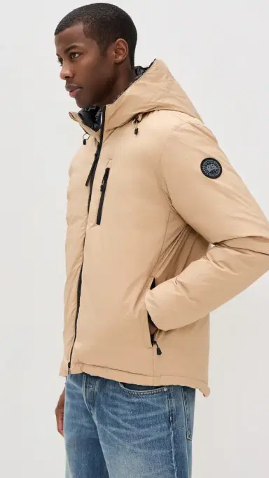 Canada Goose Black Disc Lodge Hoodie Jacket Desert Sand | Thumbnail 4 Canada Goose Black Disc Lodge Hoodie Jacket Desert Sand | Thumbnail 4