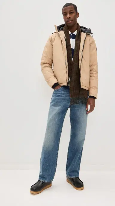 Canada Goose Black Disc Lodge Hoodie Jacket Desert Sand | Thumbnail 5 Canada Goose Black Disc Lodge Hoodie Jacket Desert Sand | Thumbnail 5