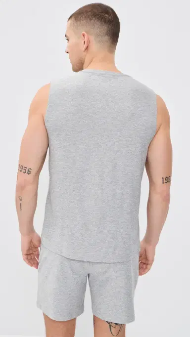 Beyond Yoga Featherweight Freeflo Muscle Tank 2.0 Silver Mist S | Thumbnail 3