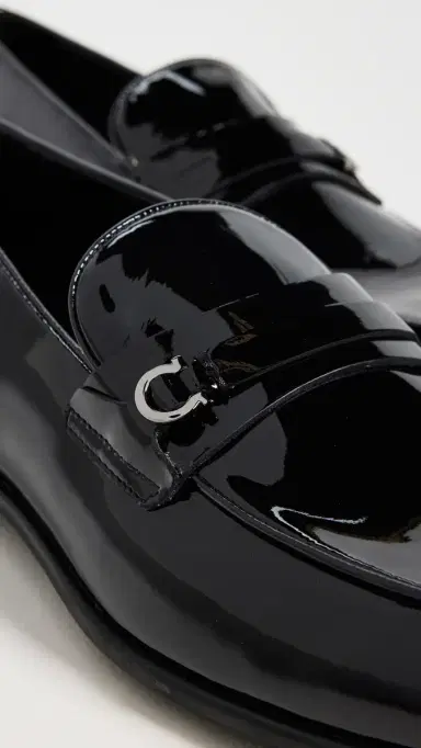 Ferragamo Desio Patent Leather Formal Tuxedo Loafers Nero 8.5E | Thumbnail 4 Ferragamo Desio Patent Leather Formal Tuxedo Loafers Nero 8.5E | Thumbnail 4