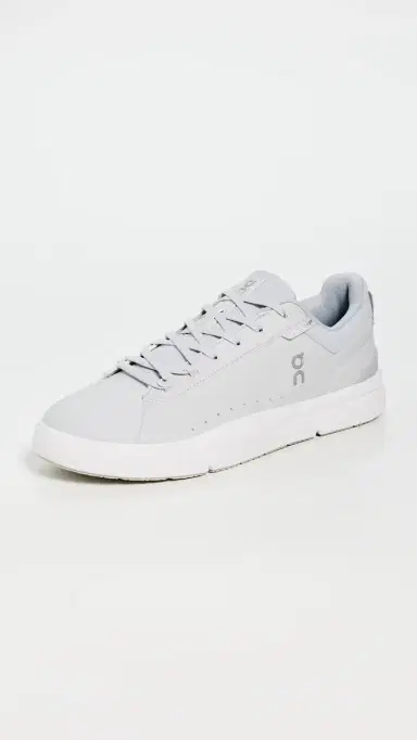 On The Roger Advantage Sneakers Wolf/Glacier | Thumbnail 2
