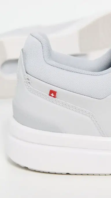 On The Roger Advantage Sneakers Wolf/Glacier | Thumbnail 5