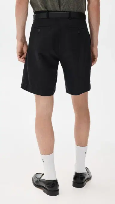 Knickerbocker Canal Cotton & Linen Pleated Shorts 8 | Thumbnail 3