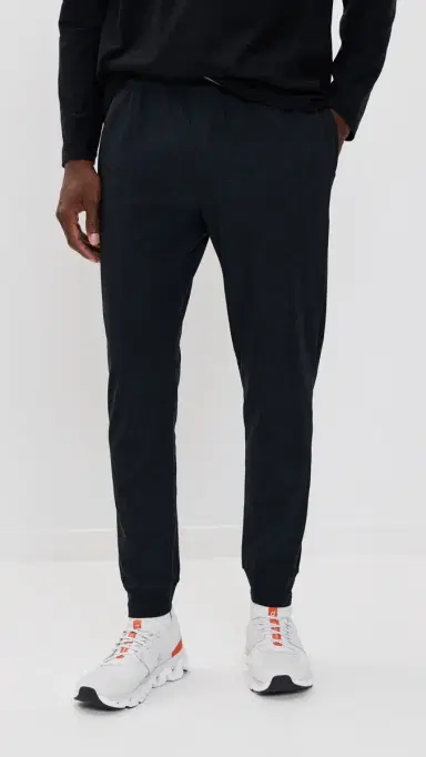 Beyond Yoga Spacedye Freefit Mens Zipper Pockets Joggers Darkest Night | Thumbnail 2 Beyond Yoga Spacedye Freefit Mens Zipper Pockets Joggers Darkest Night | Thumbnail 2
