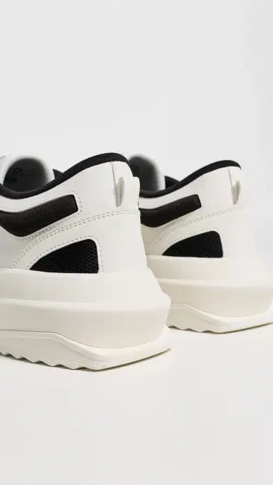 APL Jogger Sneakers /Black/Panda | Thumbnail 4