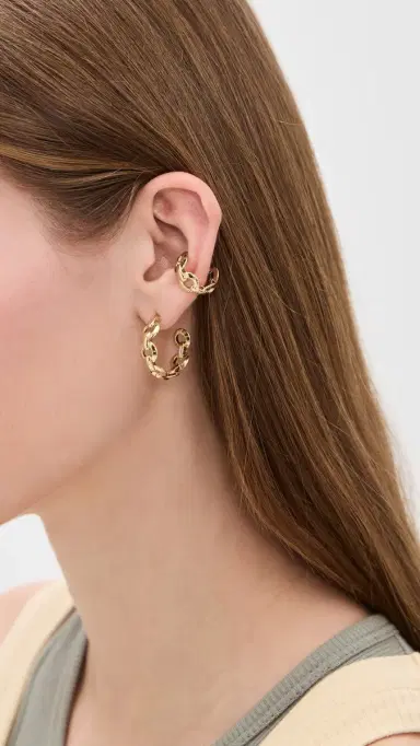 Jennifer Fisher Link Huggie Hoop Earrings Yellow Gold One Size | Thumbnail 3