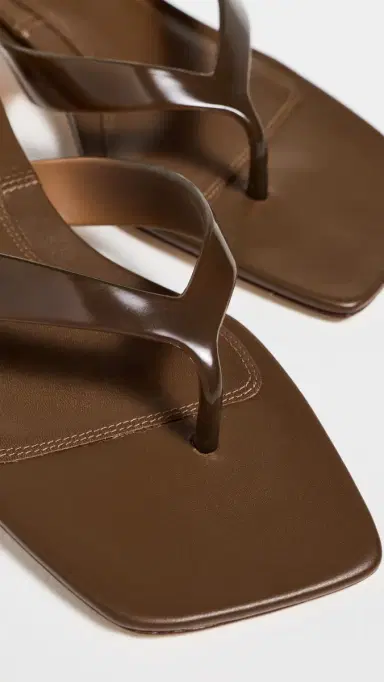 Vince San Juan Jelly Sandals Saddle | Thumbnail 6