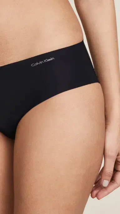 Calvin Klein Underwear Invisibles Hipster Panties Black S | Thumbnail 5 Calvin Klein Underwear Invisibles Hipster Panties Black S | Thumbnail 5