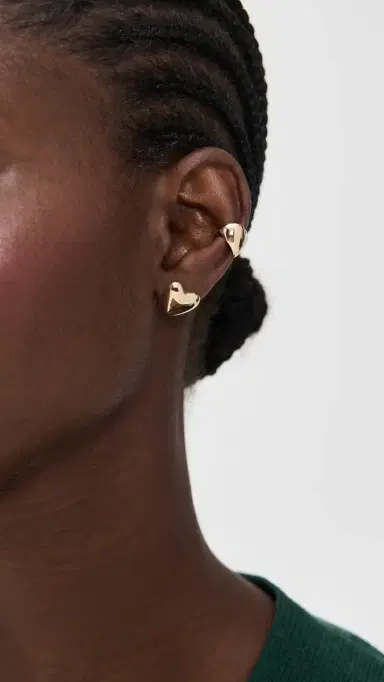 Annika Inez Mini Heart Studs Gold One Size | Thumbnail 3