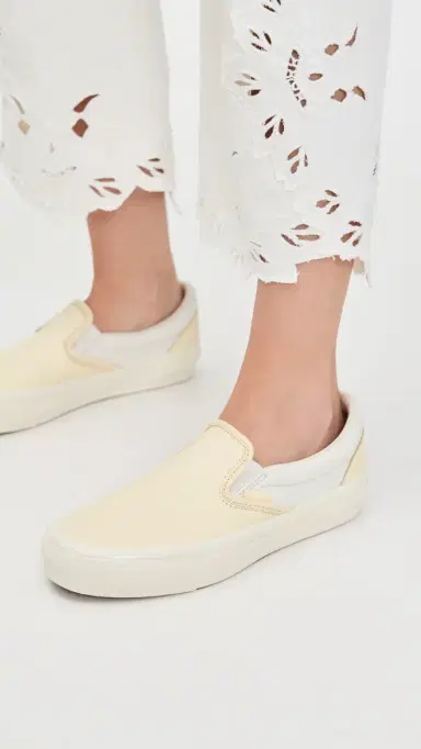 Vans LX Classic Slip-On 98 Sneakers Lemon Icing | Thumbnail 3