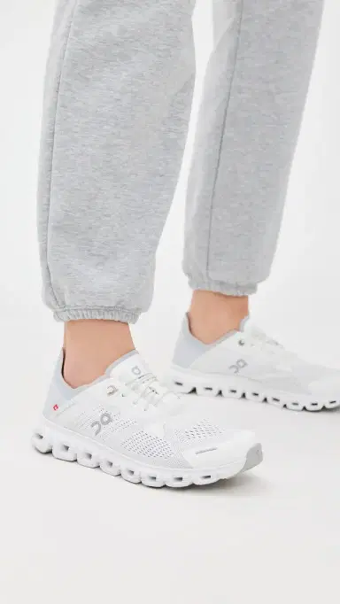 ON Cloud 6 Coast Sneakers White/Glacier 9 | Thumbnail 3